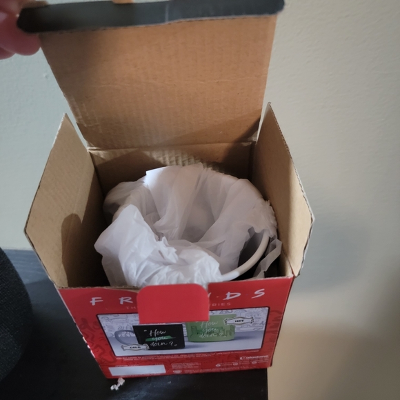 Friends Coffee mug New in box LOT 12 - Picture 3 of 7